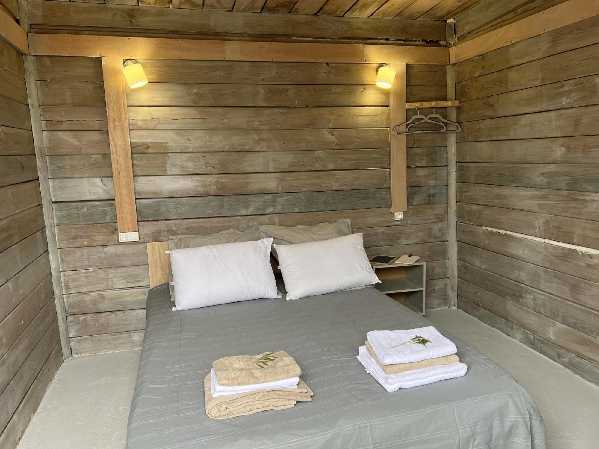 Le Mas Golie Le Castellet  Zimmer foto